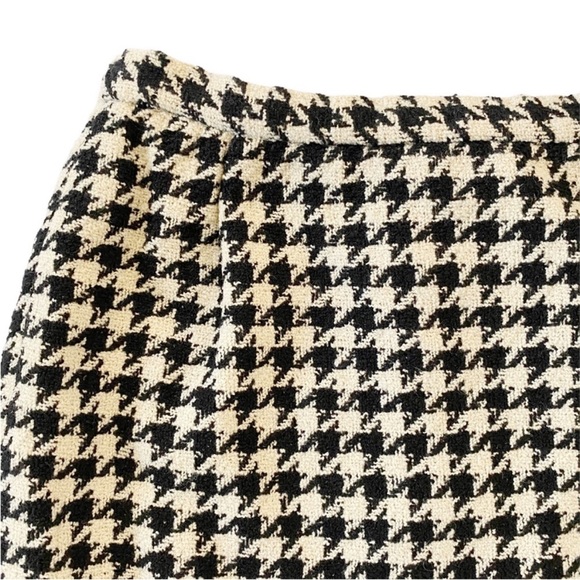 Carolina Herrera Houndstooth Wool Pencil Skirt | 10 - Picture 3 of 6